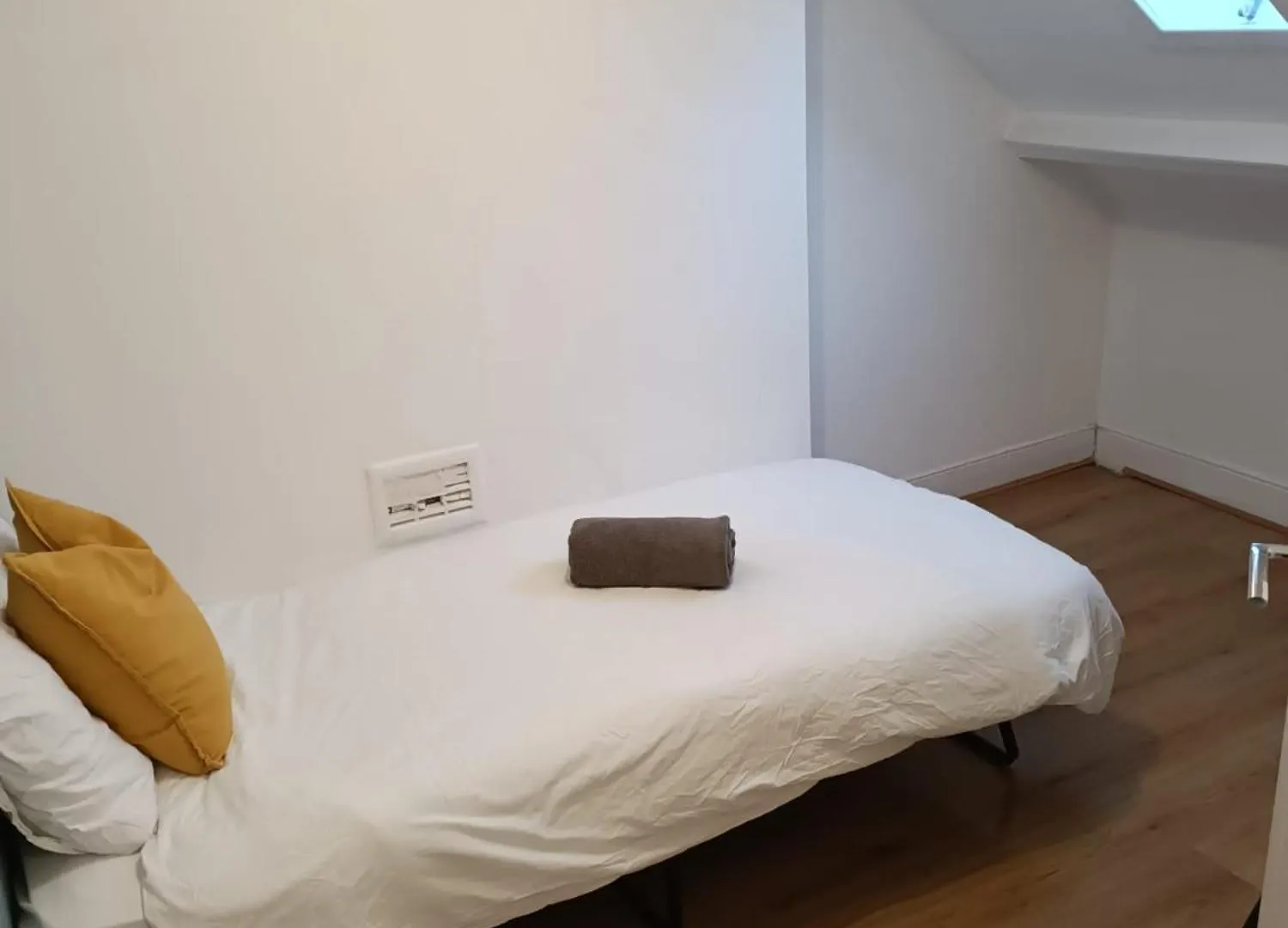 8 Bed House 2 Miles Apartment Newcastle upon Tyne